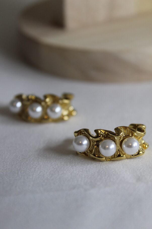 Aretes