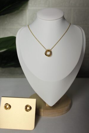 Set de collar con aretes